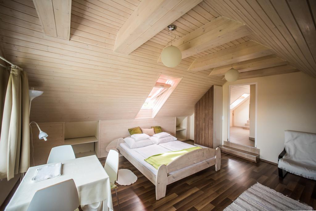 Barcza Vendeghaz Hotel Balatonfüred Buitenkant foto