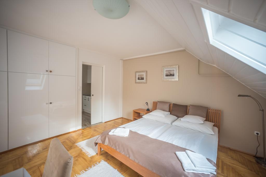 Barcza Vendeghaz Hotel Balatonfüred Buitenkant foto