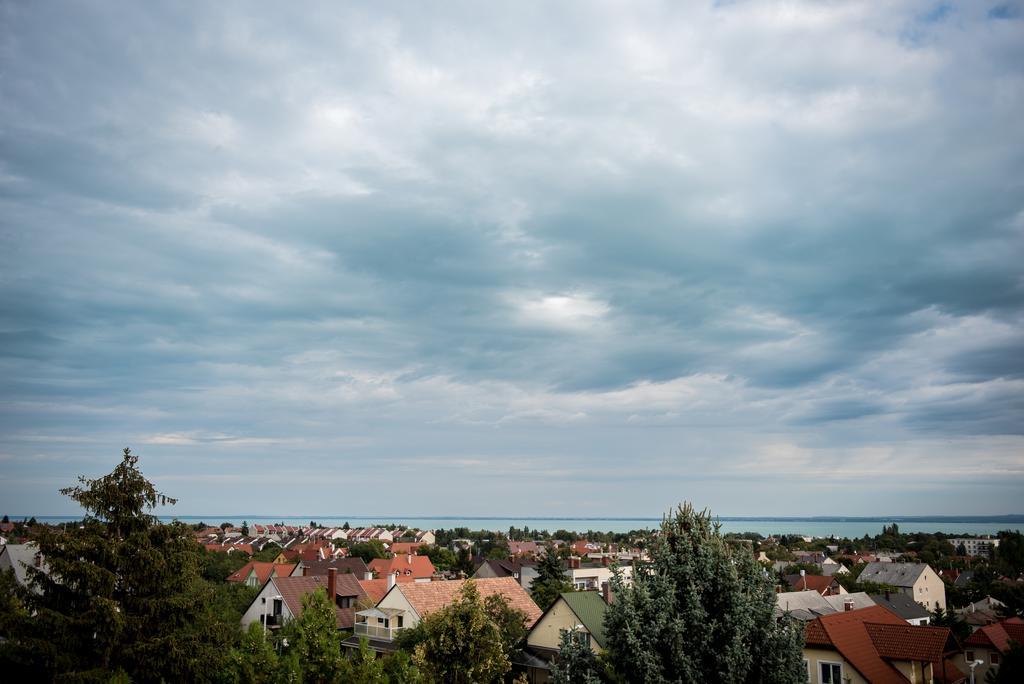 Barcza Vendeghaz Hotel Balatonfüred Buitenkant foto
